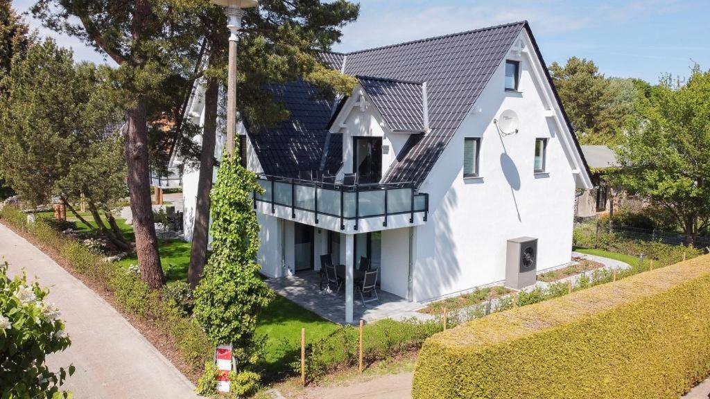 Haus Am Duenenwald Duene 4 Apartment Zingst Exterior foto